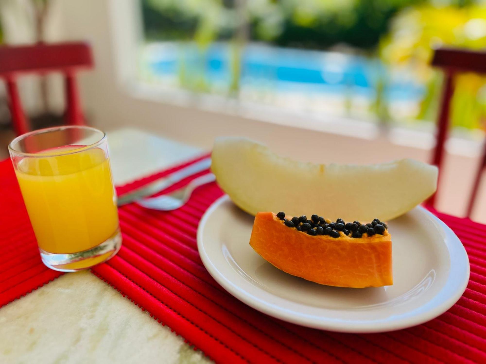 Pousada Baia Das Conchas Ubatuba Esterno foto